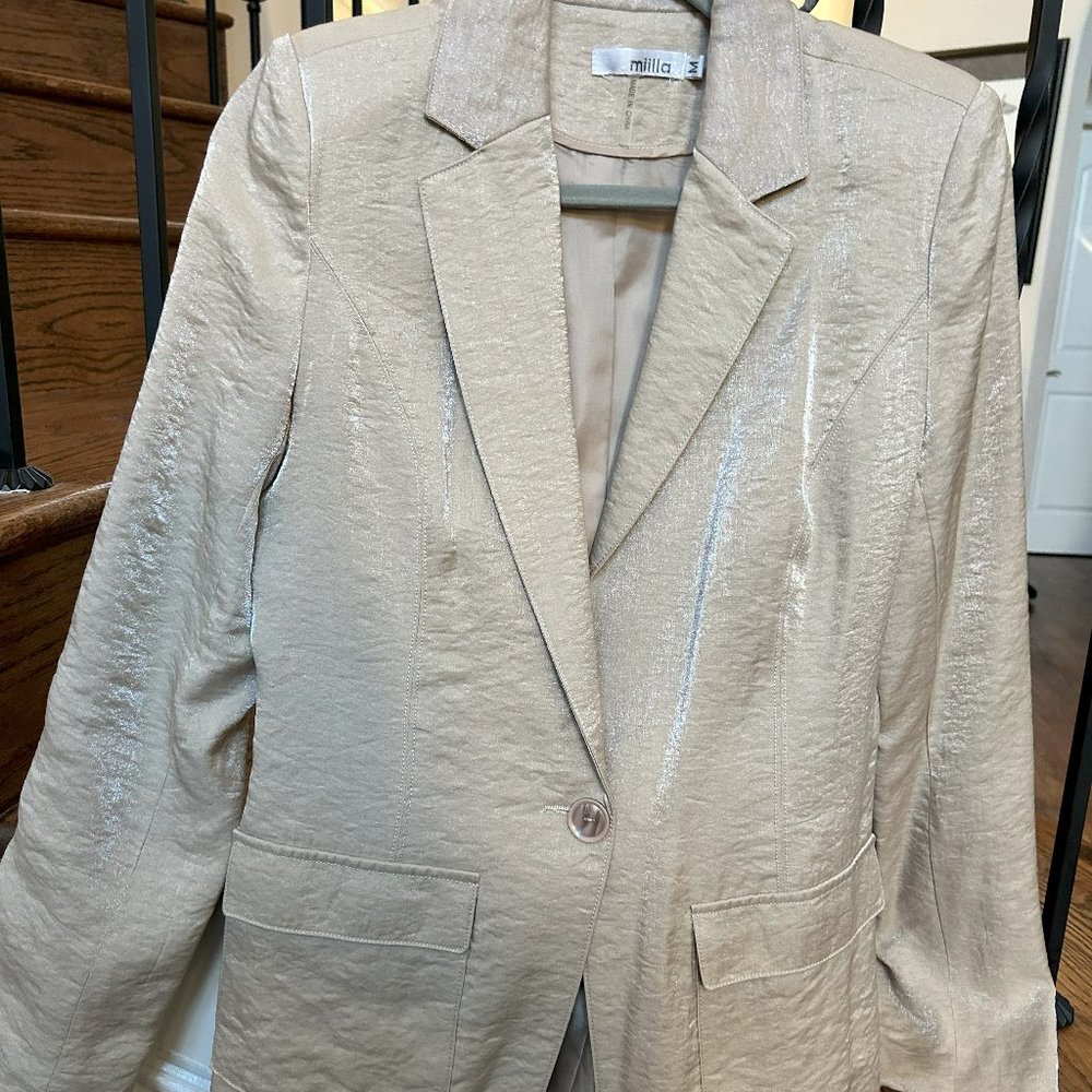 Single-Button Coat by Milla in Size Medium